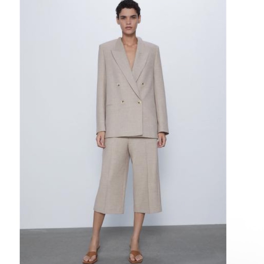 Straight Cut Double Breasted Blazer in Light Tan